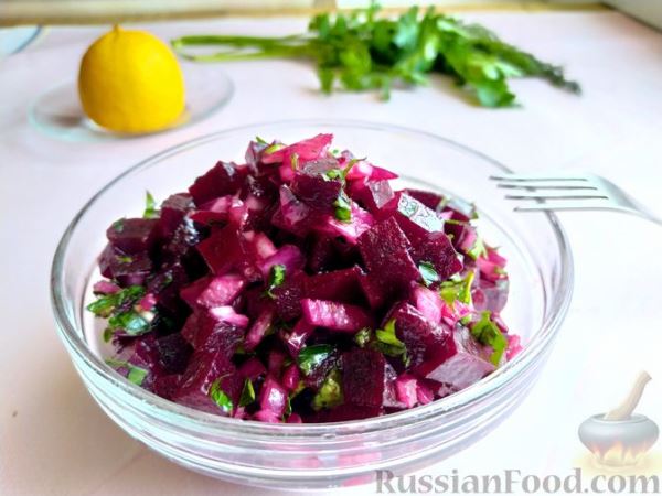 Салат из свёклы с восточным вкусом