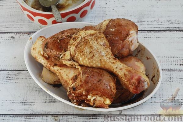 Курица, запечённая с картошкой, капустой и сладким перцем