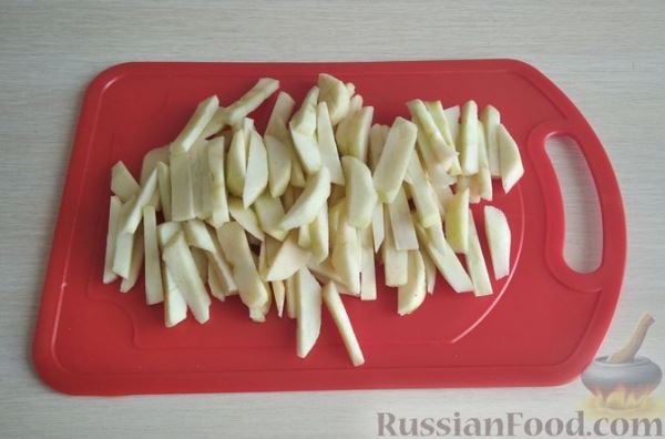 Салат из сельдерея с яблоками и луком
