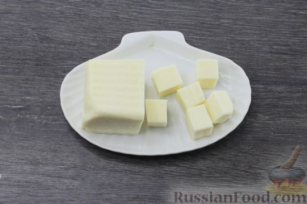 Закусочные маффины с сыром, чесноком и зеленью